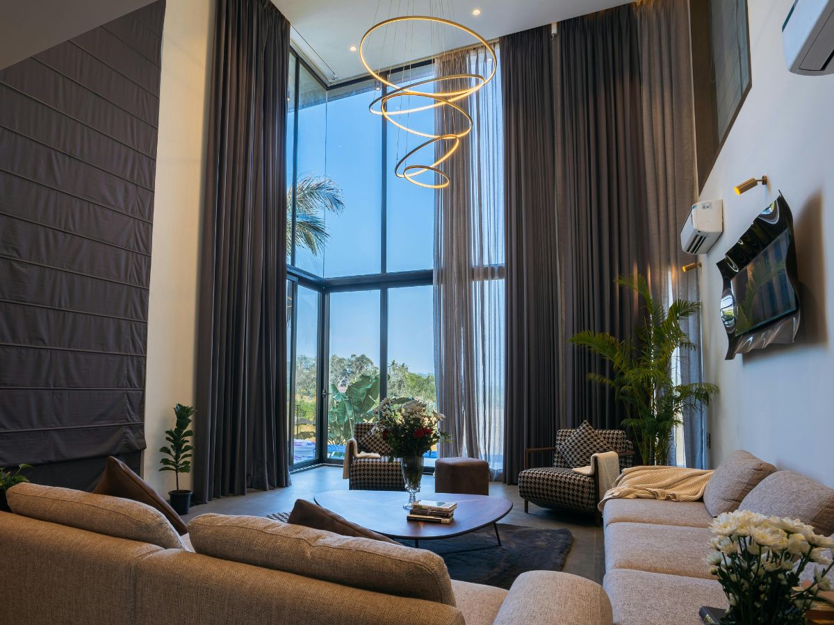 View of Luxury Properties for sale in Miami, Florida - LuxuryEstate.com